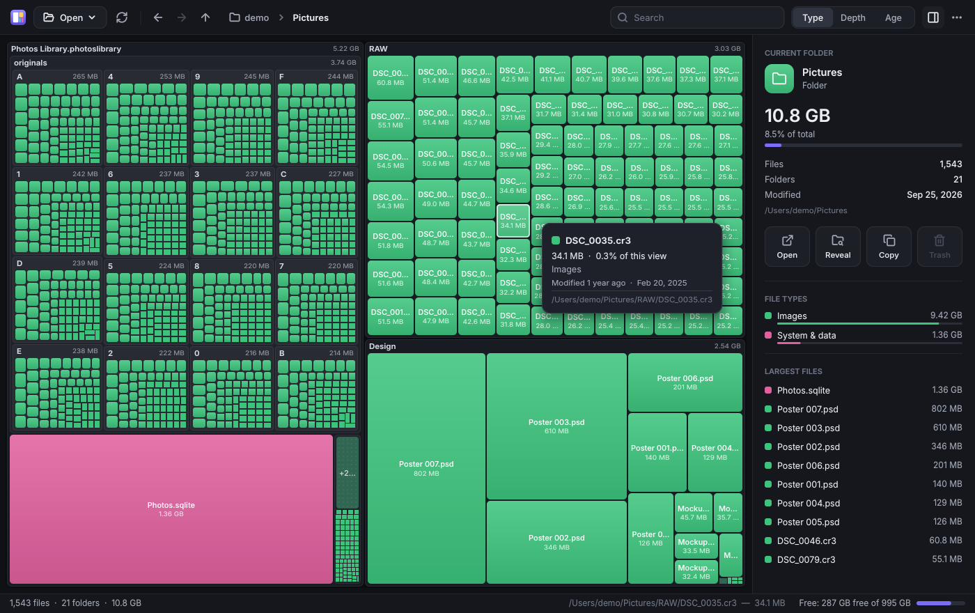 Zoomed into the Pictures folder, with the details of a block